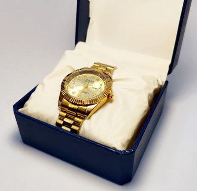 Classic Stainless Steel Luxury Watch– sleek,timeless,bold