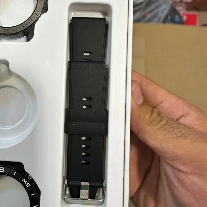 SK 22 Smartwatch With 2 Watch Body And 2 Stripes AMOLED Display